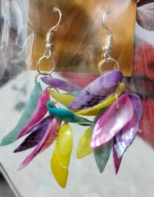Jaiya Style Shell Earring Set