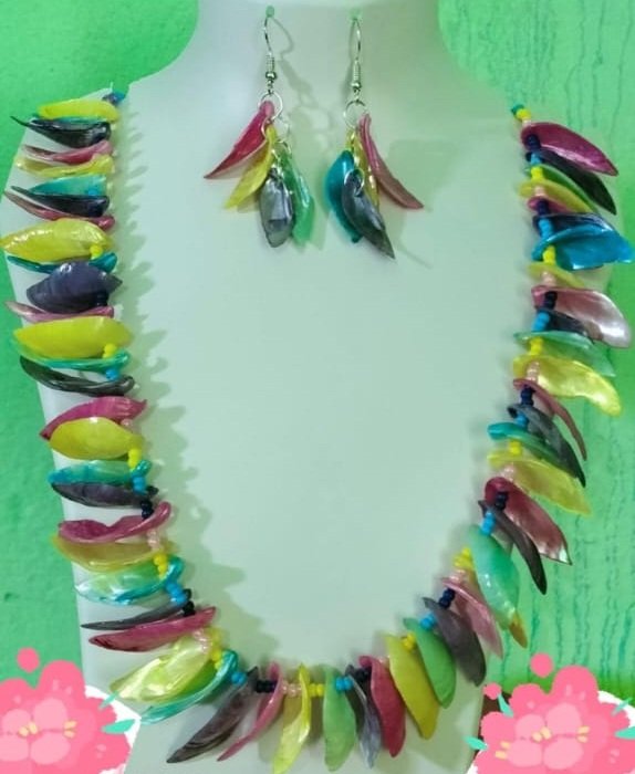 Jaiya Necklace & Earring Set